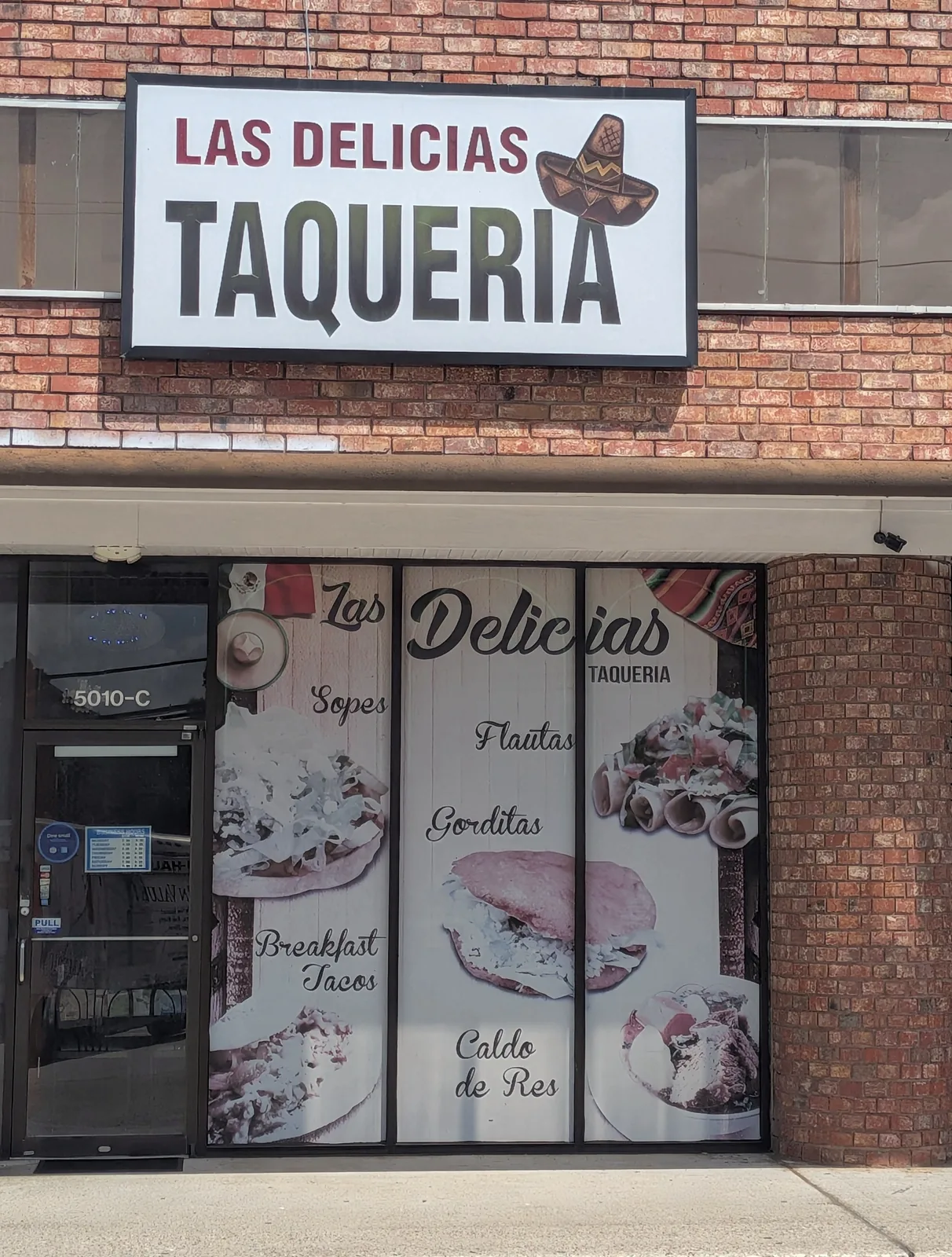 Exterior of Las Delicias Taqueria at 5010 Louetta Rd in Spring, Texas